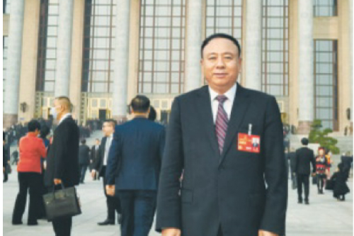 全國人大代表、九洲集團董事長李寅：提高微電網(wǎng)利用率 推動能源結(jié)構(gòu)轉(zhuǎn)型